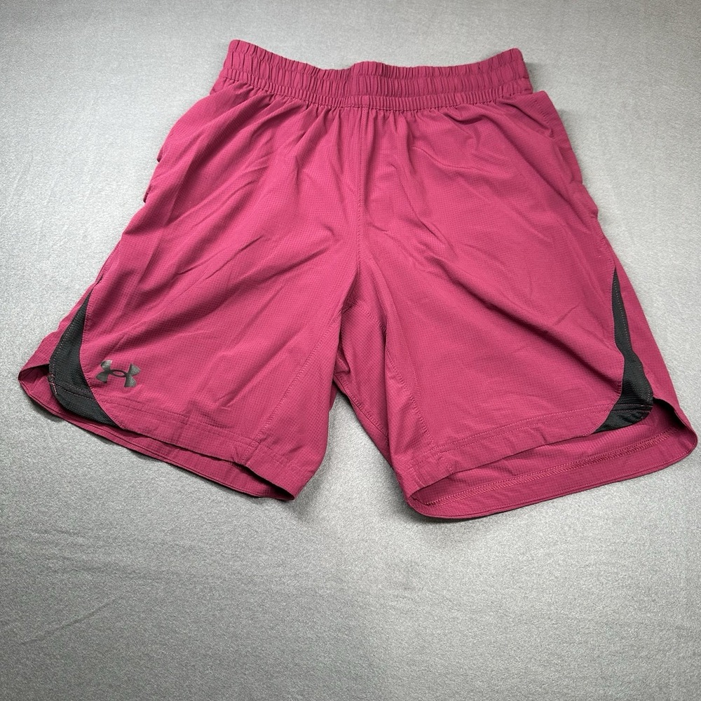 Under Armour Shorts Mens Small Fitted‎ Athletic Fuchsia Spell Out Logo